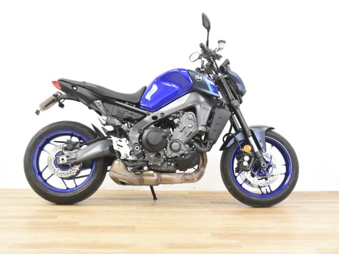 Comprar YAMAHA MT-09 (A)(MIVV HOMOLOG.) 2023 de segunda mano YAMAHA MT-09 (A)(MIVV HOMOLOG.) 2023 de segunda mano
