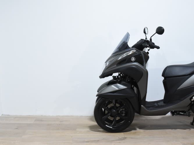 YAMAHA TRICITY 125 2024 de segunda mano