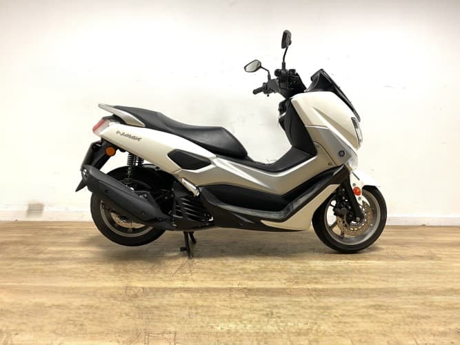 Comprar YAMAHA NMAX 125 2018 de segunda mano YAMAHA NMAX 125 2018 de segunda mano