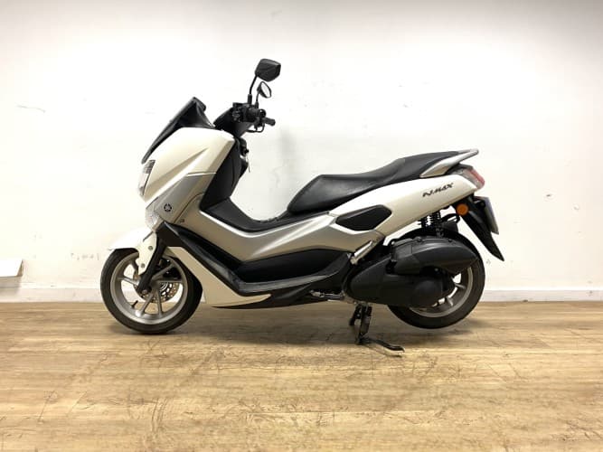 Comprar YAMAHA NMAX 125 2018 de segunda mano YAMAHA NMAX 125 2018 de segunda mano