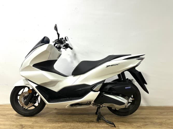 Comprar HONDA PCX 125 2021 de segunda mano HONDA PCX 125 2021 de segunda mano