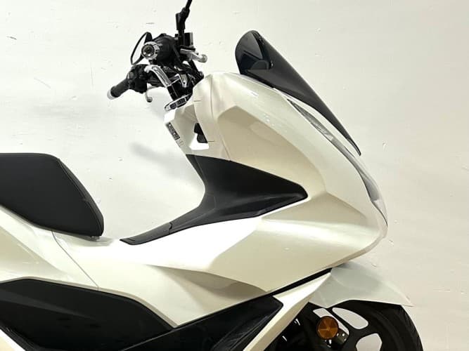 Comprar HONDA PCX 125 2021 de segunda mano HONDA PCX 125 2021 de segunda mano