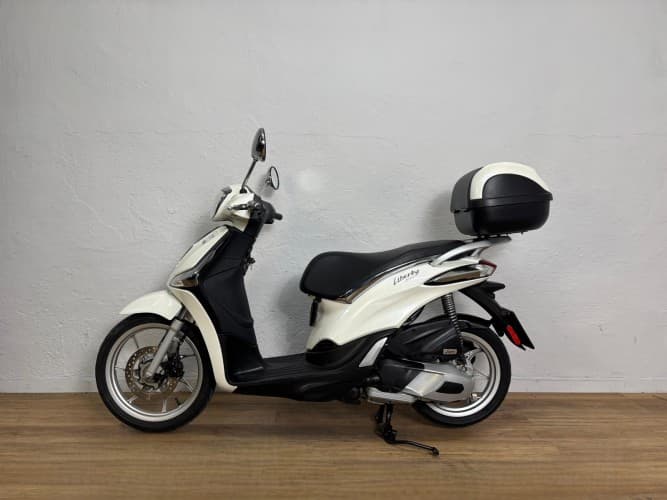 PIAGGIO LIBERTY 125 2017 de segunda mano