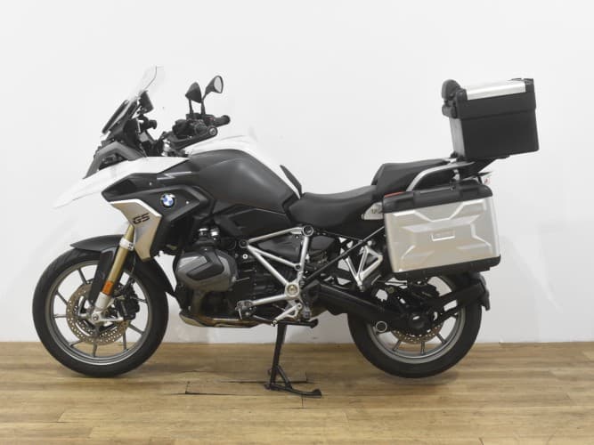 Comprar BMW R 1250 GS (IVA) (3 PAQ.+ 3 MAL.)(REVI 60MIL OK) 2023 de segunda mano BMW R 1250 GS (IVA) (3 PAQ.+ 3 MAL.)(REVI 60MIL OK) 2023 de segunda mano
