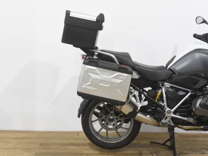 Comprar BMW R 1250 GS (IVA) (3 PAQ.+ 3 MAL.)(REVI 40MIL OK) 2023 de segunda mano BMW R 1250 GS (IVA) (3 PAQ.+ 3 MAL.)(REVI 40MIL OK) 2023 de segunda mano