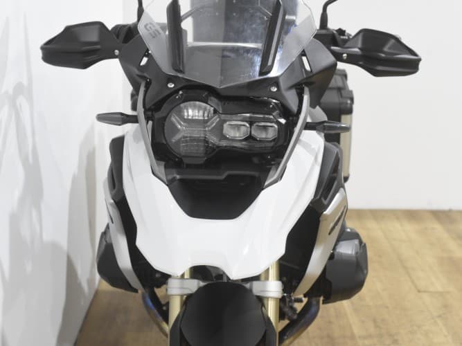 Comprar BMW R 1250 GS (IVA DEDUCIBLE) (3 PAQUETES+ 3 MALETAS) 2023 de segunda mano BMW R 1250 GS (IVA DEDUCIBLE) (3 PAQUETES+ 3 MALETAS) 2023 de segunda mano