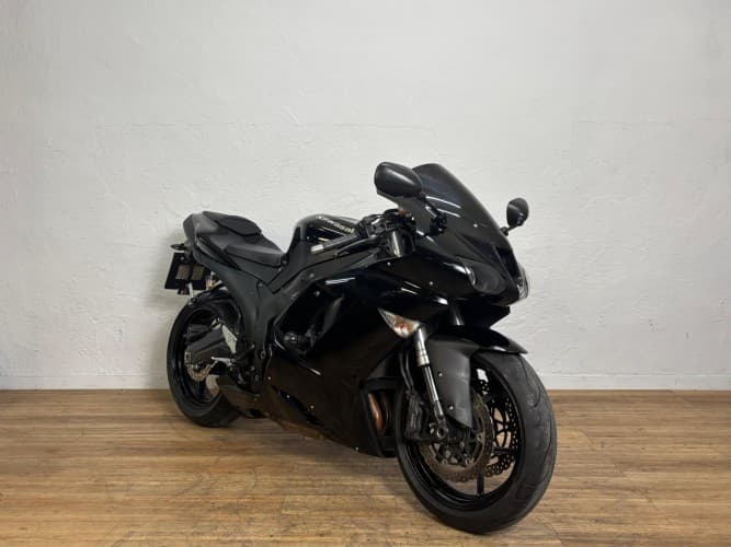 Comprar KAWASAKI ZX 6R (A) 2006 de segunda mano KAWASAKI ZX 6R (A) 2006 de segunda mano