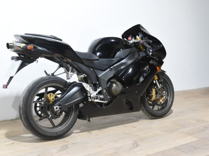 KAWASAKI ZX 6R (A) 2006 de segunda mano