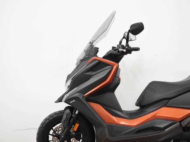 Comprar KYMCO DTX 125 2023 de segunda mano KYMCO DTX 125 2023 de segunda mano