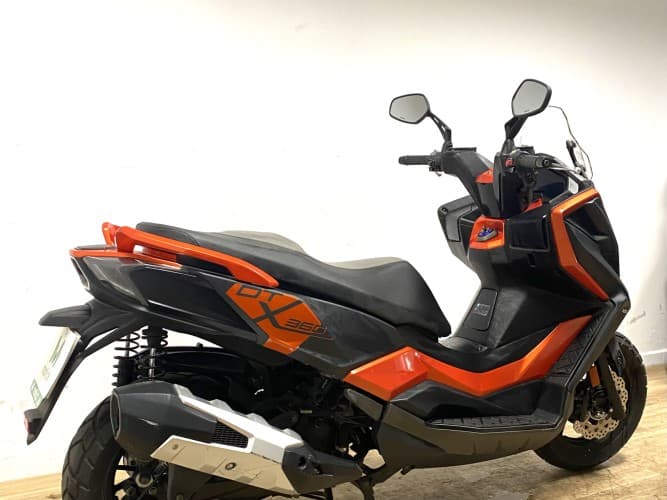 KYMCO DTX 125 2023 de segunda mano