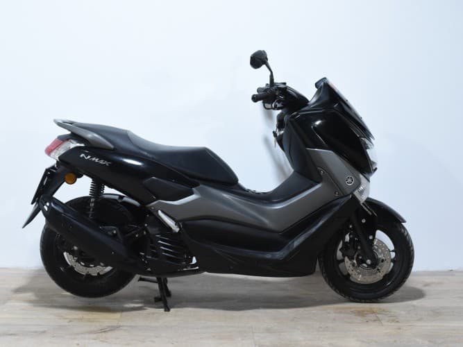 YAMAHA NMAX 125 2018 de segunda mano