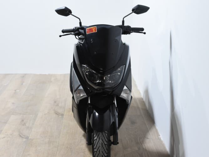YAMAHA NMAX 125 2018 de segunda mano