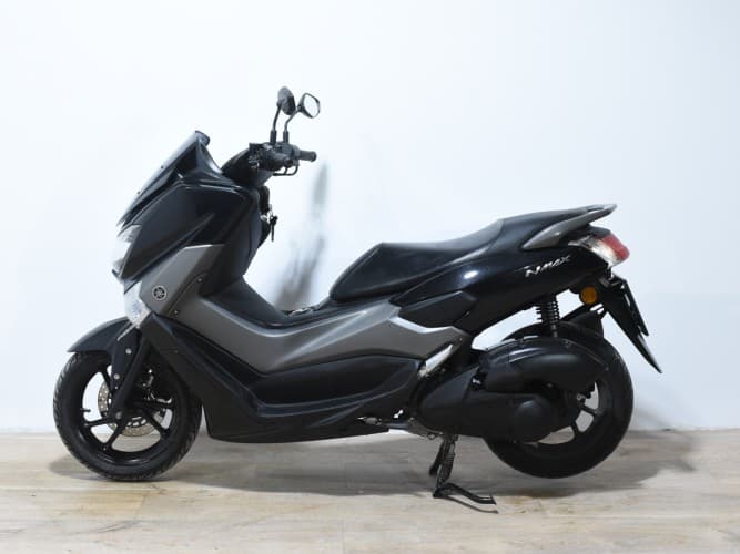 YAMAHA NMAX 125 2018 de segunda mano
