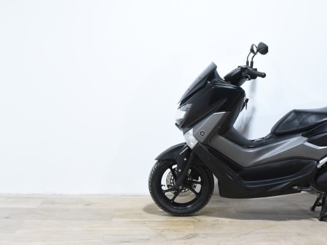 YAMAHA NMAX 125 2018 de segunda mano