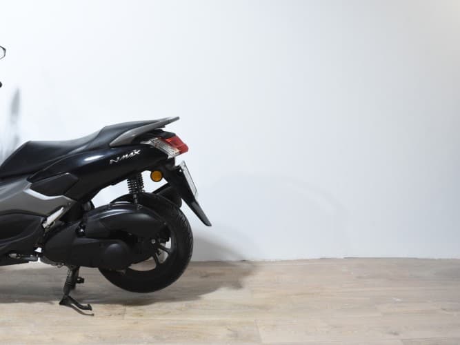 YAMAHA NMAX 125 2018 de segunda mano