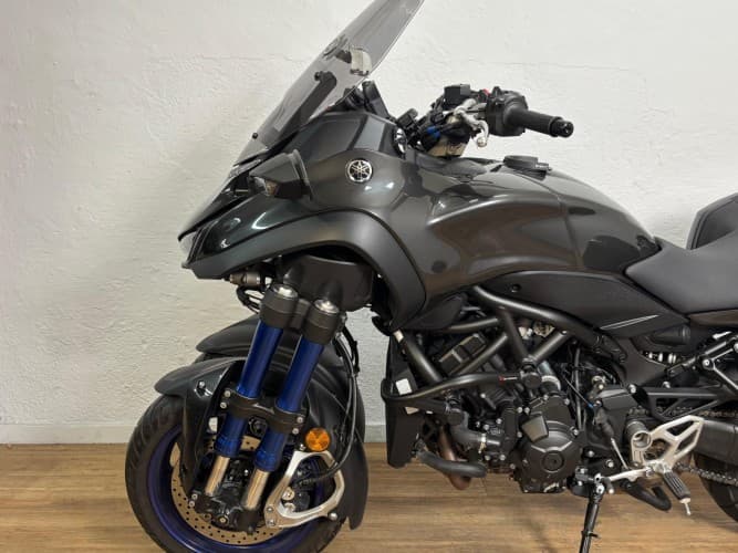 Comprar YAMAHA NIKEN (A) 2022 de segunda mano YAMAHA NIKEN (A) 2022 de segunda mano