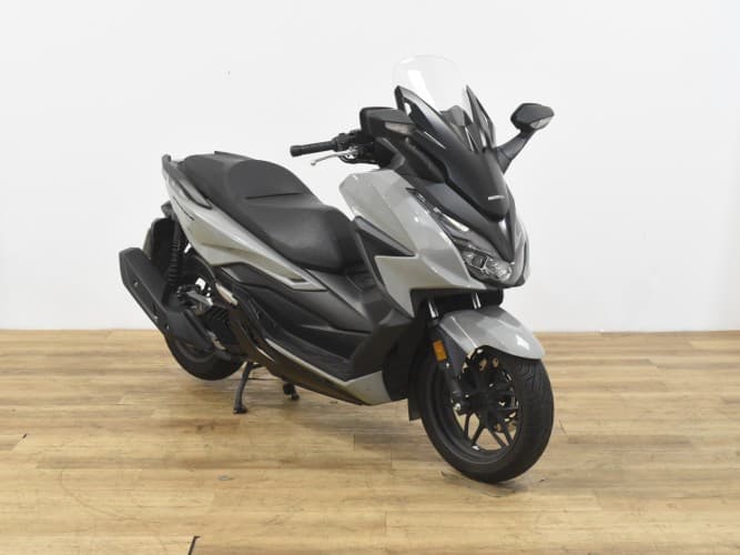 Comprar HONDA FORZA 125 2022 de segunda mano HONDA FORZA 125 2022 de segunda mano