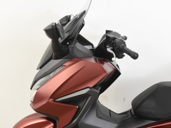 Comprar HONDA FORZA 125 2023 de segunda mano HONDA FORZA 125 2023 de segunda mano