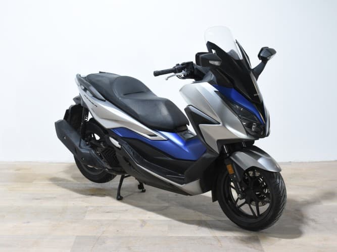 Comprar HONDA FORZA 125 2022 de segunda mano HONDA FORZA 125 2022 de segunda mano