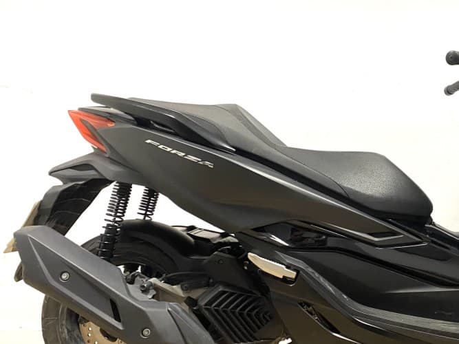Comprar HONDA FORZA 125 2023 de segunda mano HONDA FORZA 125 2023 de segunda mano
