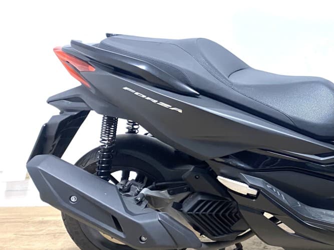 HONDA FORZA 125 2023 de segunda mano