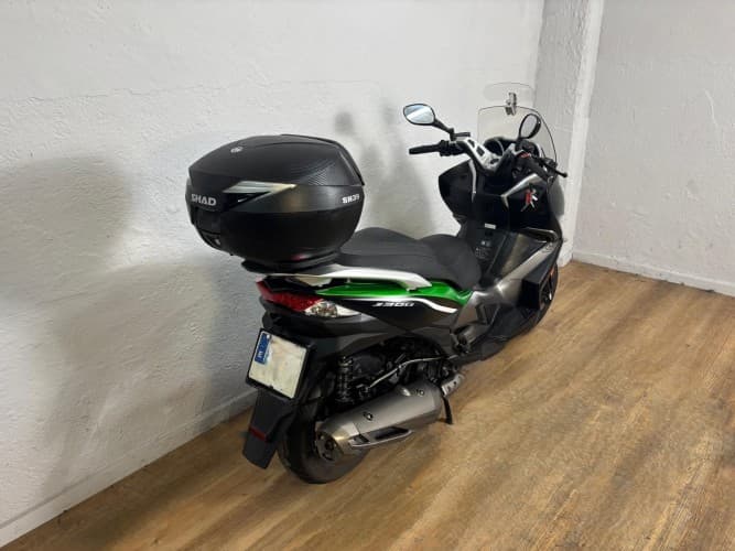 KAWASAKI J300 2014 de segunda mano