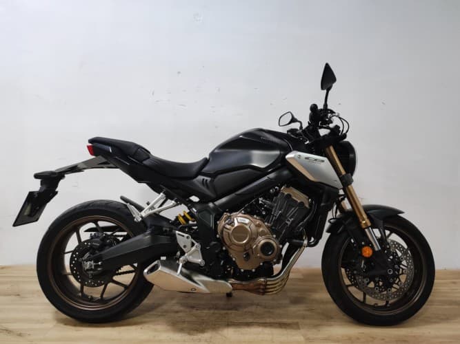 Comprar HONDA CB 650 R (A) 2022 de segunda mano HONDA CB 650 R (A) 2022 de segunda mano