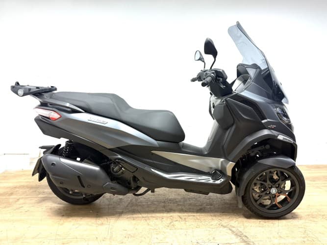 PIAGGIO MP3 530 HPE 2024 de segunda mano