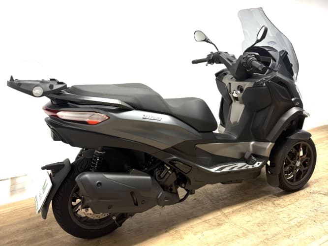 PIAGGIO MP3 530 HPE 2024 de segunda mano