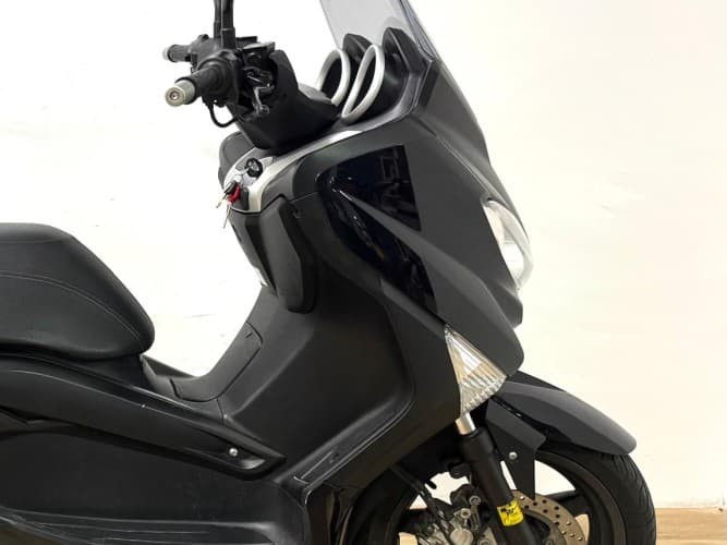 Comprar YAMAHA XMAX 125 2011 de segunda mano YAMAHA XMAX 125 2011 de segunda mano