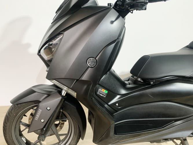 Comprar YAMAHA XMAX 300 2022 de segunda mano YAMAHA XMAX 300 2022 de segunda mano