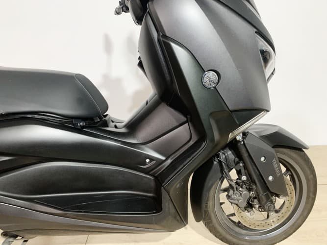 Comprar YAMAHA XMAX 300 2022 de segunda mano YAMAHA XMAX 300 2022 de segunda mano