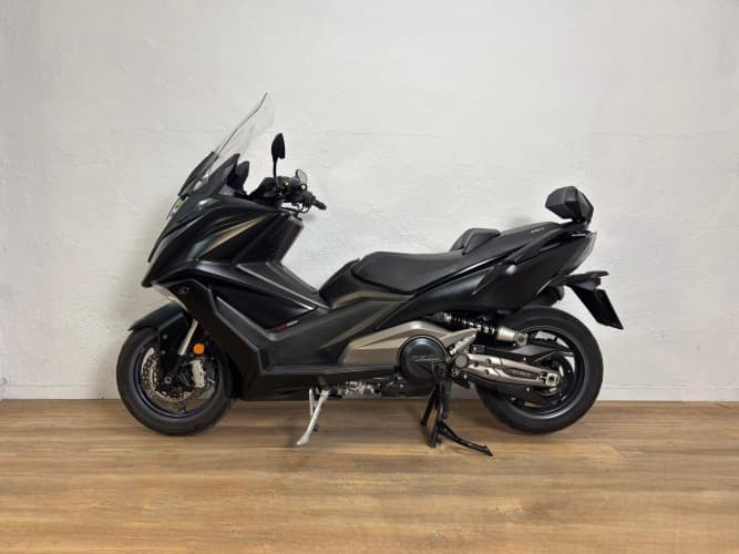 KYMCO AK 550 (A2) 2020 de segunda mano