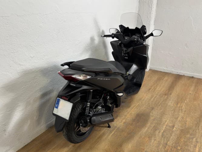 HONDA FORZA 125 2016 de segunda mano