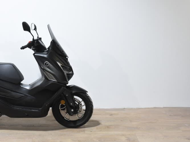 VOGE SR1 2024 de segunda mano