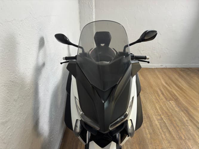 YAMAHA XMAX 400 2014 de segunda mano