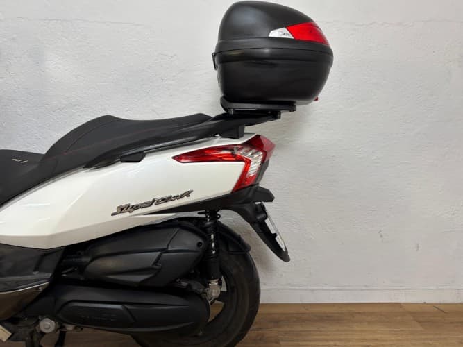 KYMCO SUPER DINK 125 2014 de segunda mano
