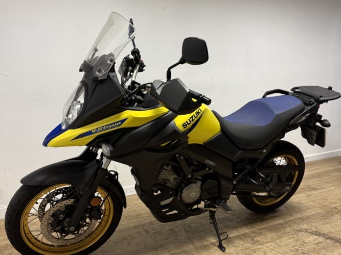 SUZUKI V STROM 650 XT 2023 de segunda mano
