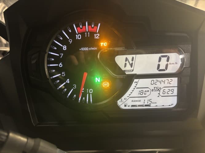 SUZUKI V STROM 650 XT 2023 de segunda mano