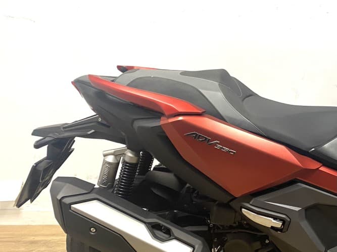 HONDA ADV 350 2023 de segunda mano