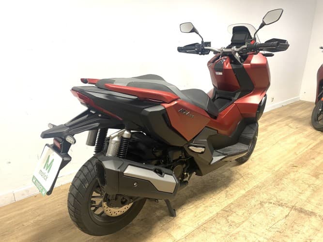 HONDA ADV 350 2023 de segunda mano