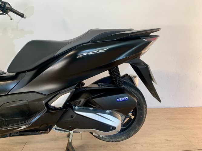 HONDA PCX 125 2022 de segunda mano