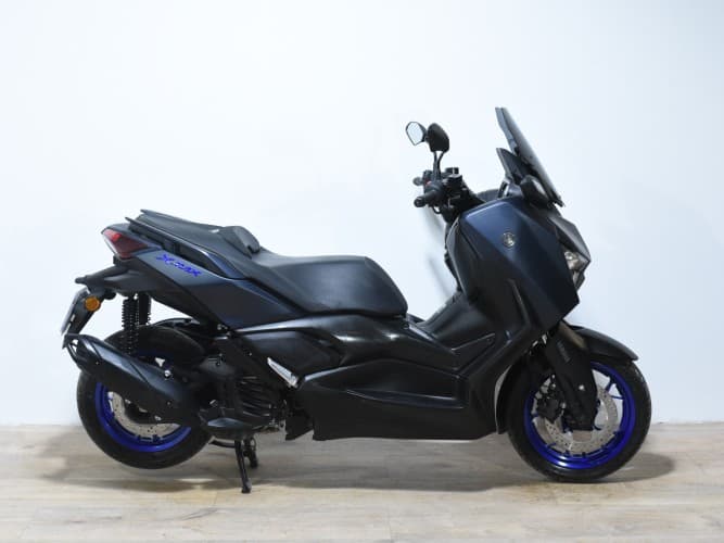 YAMAHA XMAX 125 2023 de segunda mano