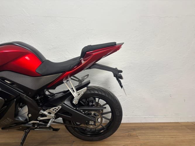 YAMAHA YZF R125 2018 de segunda mano