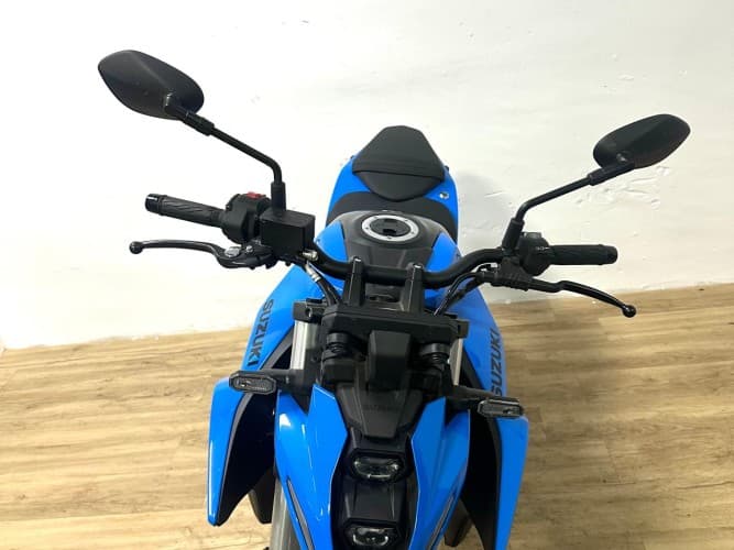 SUZUKI GSX 800 (A2) 2023 de segunda mano