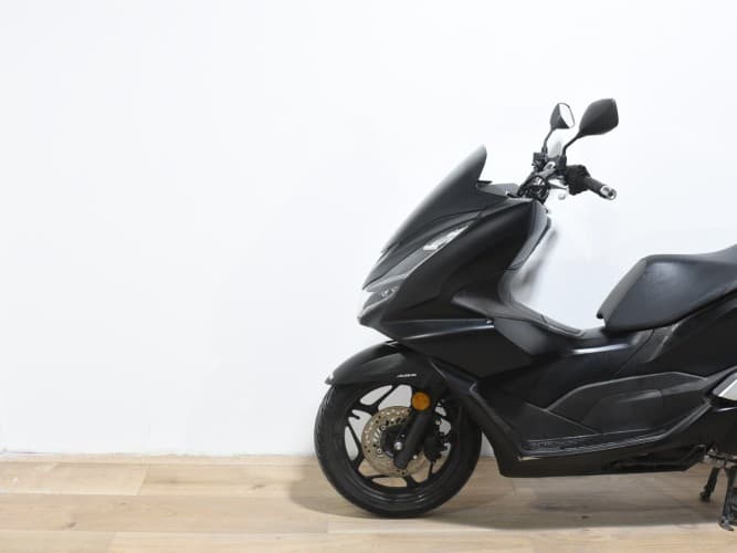 HONDA PCX 125 2022 de segunda mano