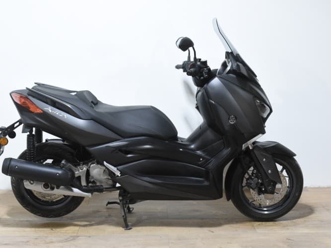 Comprar YAMAHA XMAX 125 2018 de segunda mano YAMAHA XMAX 125 2018 de segunda mano
