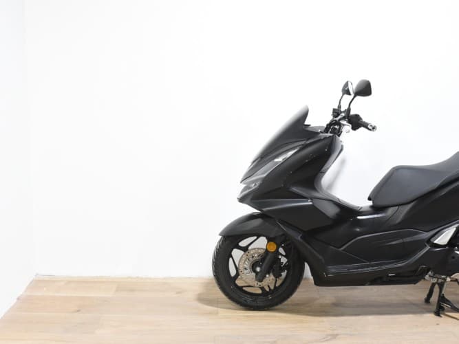 HONDA PCX 125 2025 de segunda mano