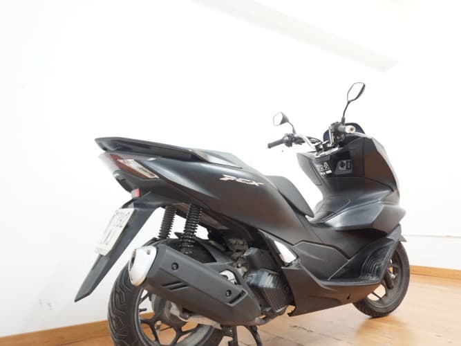 Comprar HONDA PCX 125 2023 de segunda mano HONDA PCX 125 2023 de segunda mano