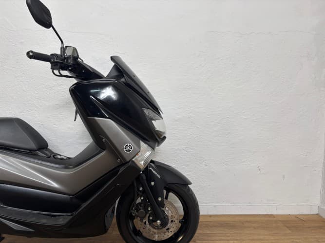 YAMAHA NMAX 125 2017 de segunda mano